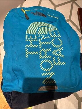 3/15$ The North Face Blue & Yellow Graphic Daypack